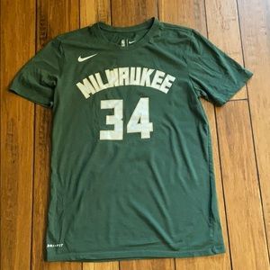 Giannis Antetokoumpo T-shirt